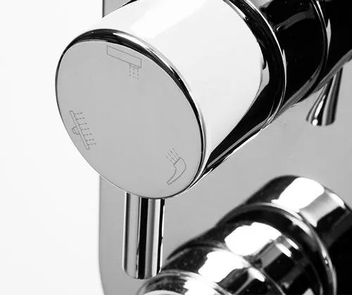 Смеситель для ванны с душем Wasserkraft Dinkel 5871 С ВНУТРЕННЕЙ ЧАСТЬЮ