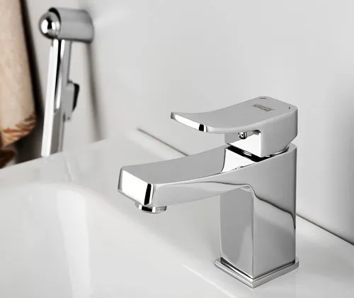 Смеситель для раковины Wasserkraft Aller 1068 с гигиеническим душем