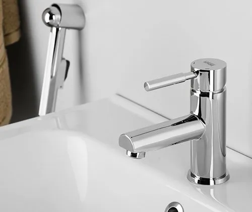 Смеситель для раковины Wasserkraft Main 4108 с гигиеническим душем