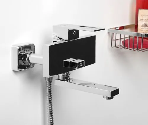 Смеситель для ванны с душем Wasserkraft Alme 1501