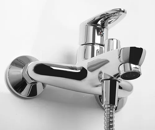 Смеситель для ванны с душем Wasserkraft Leine 3501