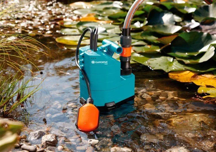 Пример полупогружного дренажного насоса Пример полупогружного дренажного насоса