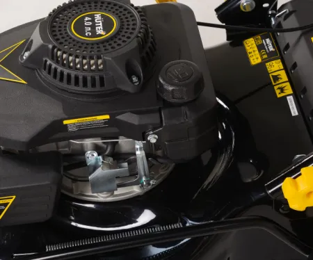 Газонокосилка Huter GLM-4.0T бензиновая