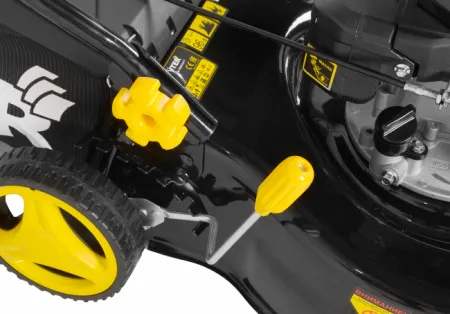 Газонокосилка Huter GLM-4.0T бензиновая