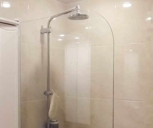 Шторка на ванну GuteWetter Lux Pearl GV-601 левая 60 см стекло бесцветное, профиль хром